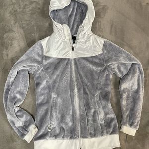 Small Grey Northface Jacket